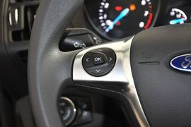 2013款福特翼虎1.6GTDi自动舒适型