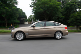 2013款宝马328i