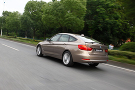 2013款宝马328i