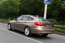 2013款宝马328i