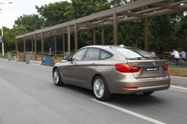 2013款宝马328i