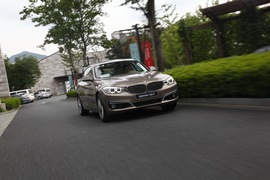 2013款宝马328i