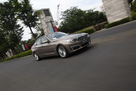 2013款宝马328i