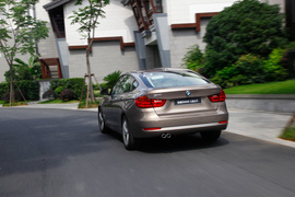 2013款宝马328i