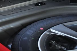 2013款丰田卡罗拉1.8L