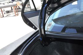2013款丰田卡罗拉1.8L