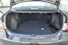 2013款丰田卡罗拉1.8L