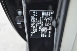 2013款丰田卡罗拉1.8L