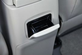 2013款丰田卡罗拉1.8L