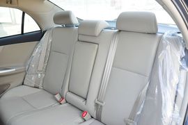 2013款丰田卡罗拉1.8L