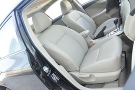 2013款丰田卡罗拉1.8L