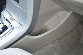 2013款丰田卡罗拉1.8L