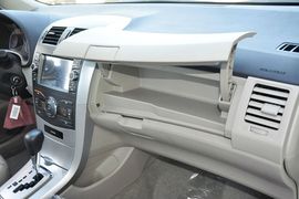 2013款丰田卡罗拉1.8L