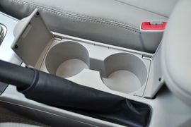 2013款丰田卡罗拉1.8L