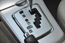 2013款丰田卡罗拉1.8L