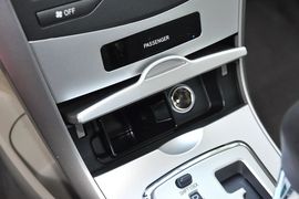 2013款丰田卡罗拉1.8L