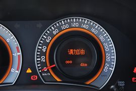 2013款丰田卡罗拉1.8L