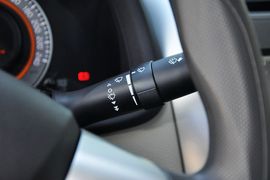 2013款丰田卡罗拉1.8L