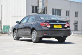 2013款丰田卡罗拉1.8L