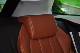 2013款路虎揽胜极光2.0T