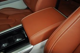 2013款路虎揽胜极光2.0T