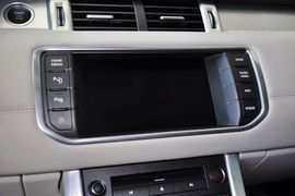 2013款路虎揽胜极光2.0T