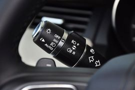2013款路虎揽胜极光2.0T