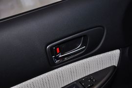 2013款马自达MAZDA6