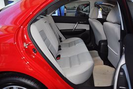 2013款马自达MAZDA6