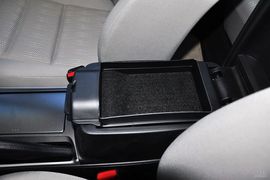 2013款马自达MAZDA6