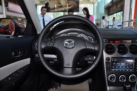 2013款马自达MAZDA6
