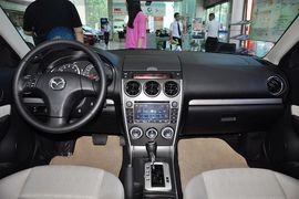 2013款马自达MAZDA6