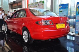2013款马自达MAZDA6