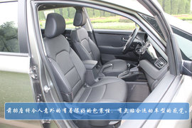 2013款起亚新佳乐2.0L