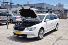 2013款斯柯达昊锐旅行版2.0TSI