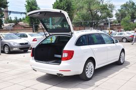 2013款斯柯达昊锐旅行版2.0TSI