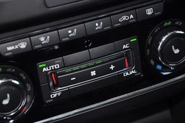 2013款斯柯达昊锐旅行版2.0TSI