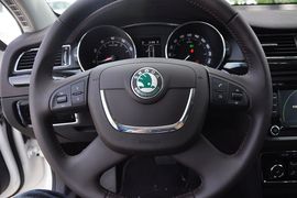 2013款斯柯达昊锐旅行版2.0TSI