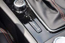2013款奔驰C63