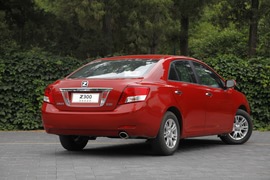 2012款众泰Z300对比海马M3文章配图