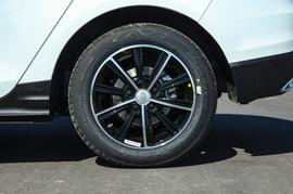 2017款吉利帝豪RS百万款