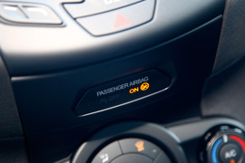 2013款福特嘉年华ST场地试驾实拍