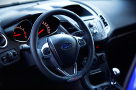 2013款福特嘉年华ST场地试驾实拍