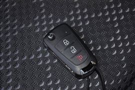 2013款哈弗H5智尊版2.0T手动两驱进取型