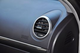 2013款哈弗H5智尊版2.0T手动两驱进取型