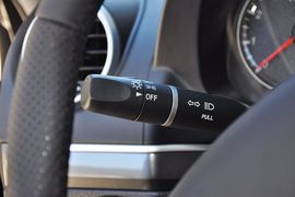 2013款哈弗H5智尊版2.0T手动两驱进取型