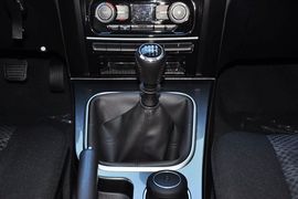 2013款哈弗H5智尊版2.0T手动两驱进取型