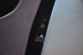 2013款大众迈腾2.0TSI豪华型