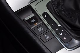 2013款大众迈腾2.0TSI豪华型