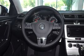 2013款大众迈腾1.8TSI豪华型